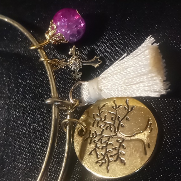 Tree of life bangle bracelets cross with crystal. Expandable bracelet - Picture 2 of 4